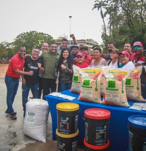 12 comunas de Barcelona recibieron apoyo de la alcaldía