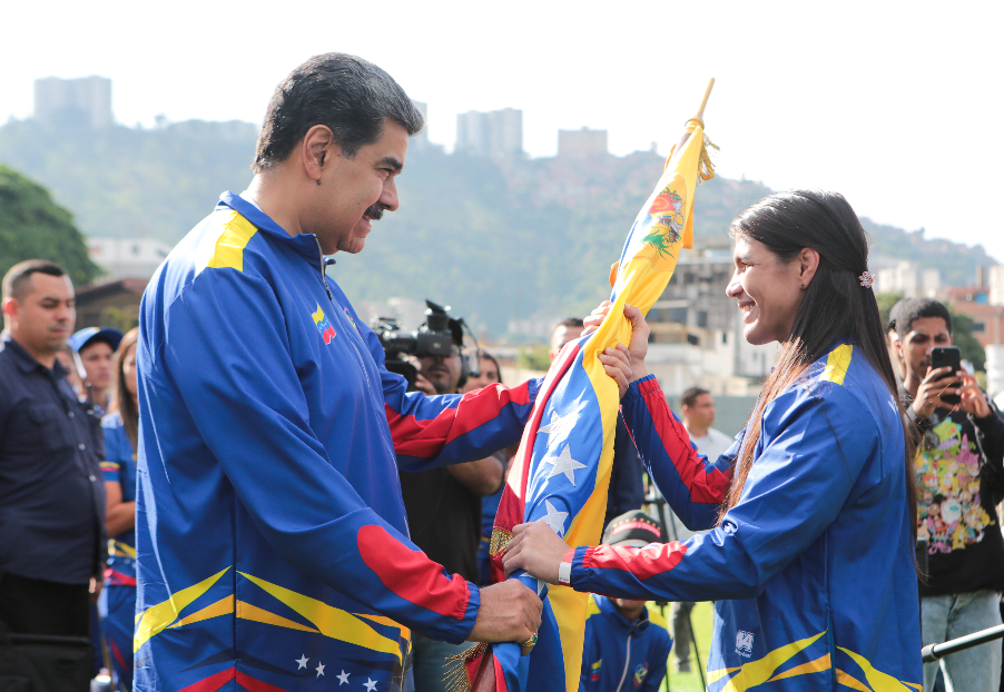 Abanderada delegación venezolana que asistirá a los Juegos Centroamericanos y del Caribe San Salvador 2023
