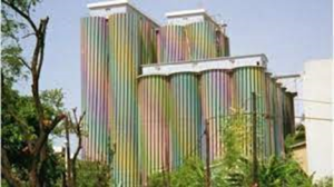 image - An&aacute;lisis de una obra cin&eacute;tica en un espacio p&uacute;blico - Los Molinos de Carlos Cruz-Diez