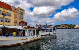 Aruba recibió casi 80 toneladas de mercancía provenientes de Falcón