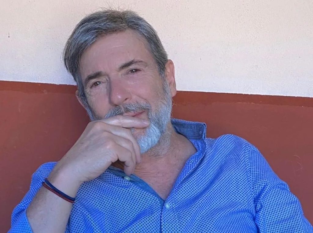 Carlos Mata estrenó nueva versión de su tema "Mía"