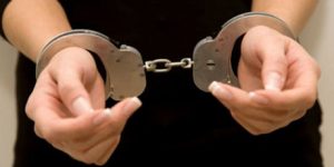 Detuvieron a mujer por elaboración de pornografía