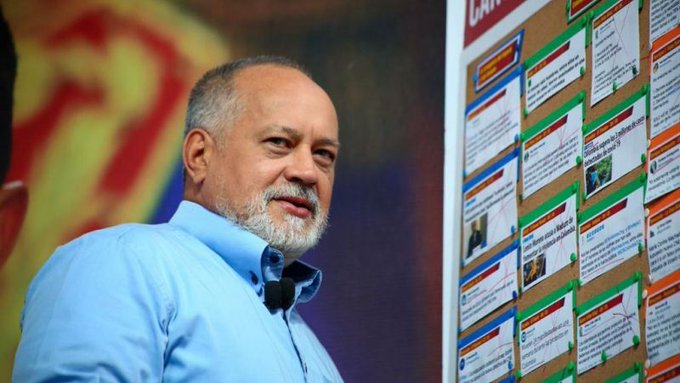 Diosdado Cabello afirma que había tardado mucho la agresión a Henrique Capriles