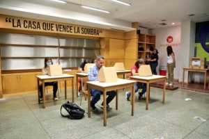 Normalidad durante el proceso electoral en la UCV, habilitarán una web para divulgar resultados