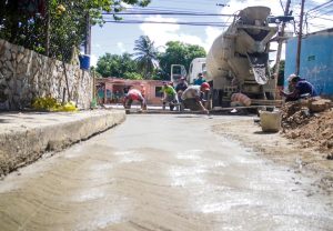 En La Asunción avanza rehabilitación de vías y servicios con el 1x10