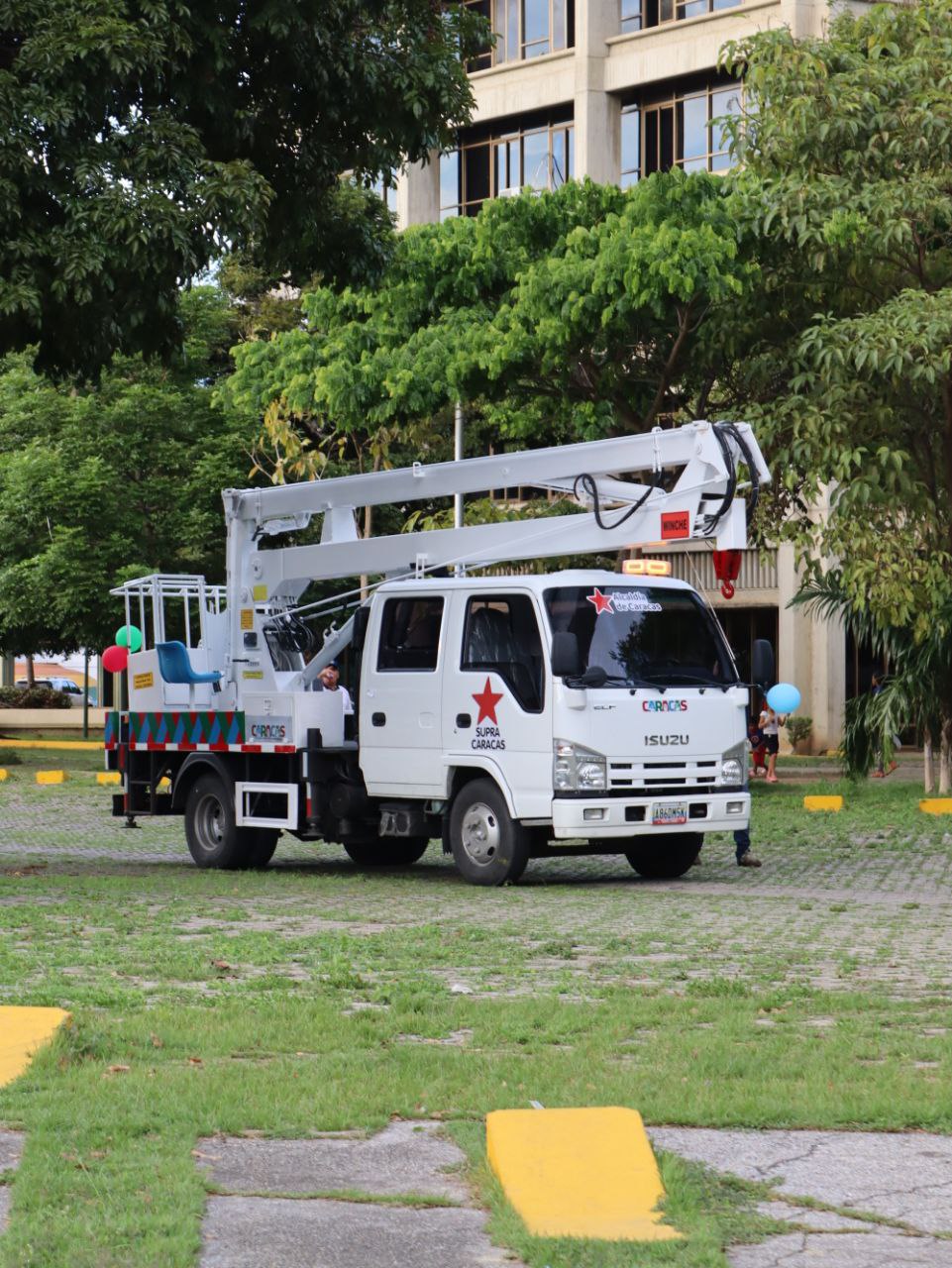 Fortalecen flota del Sistema de Gestión del Riesgo en Caracas