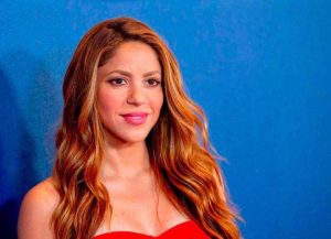 Fotografiaron a Shakira y a Lewis Hamilton acaramelados en Barcelona ????????‍❤️‍????‍????????????????