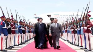 El presidente iraní Ebrahim Raisi llega a Venezuela para su primera visita oficial