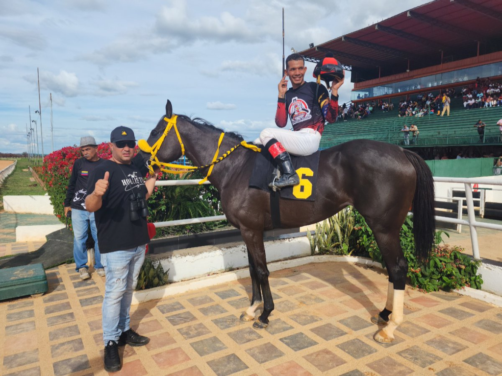 José Jaramillo lució en Rancho Alegre