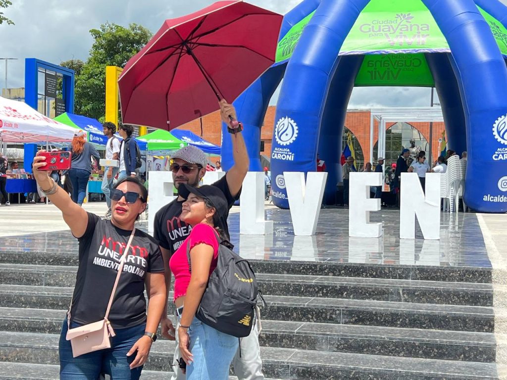La Feria Internacional del libro llegó a Ciudad Guayana
