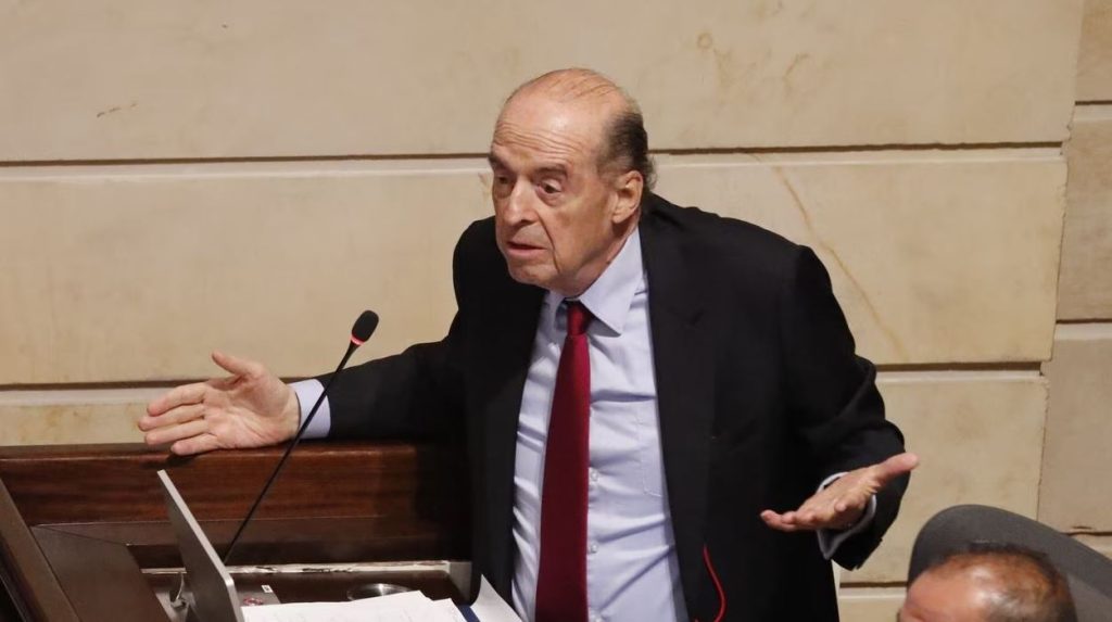 Leyva pide no creerle a Benedetti y lo acusa de drogadicto