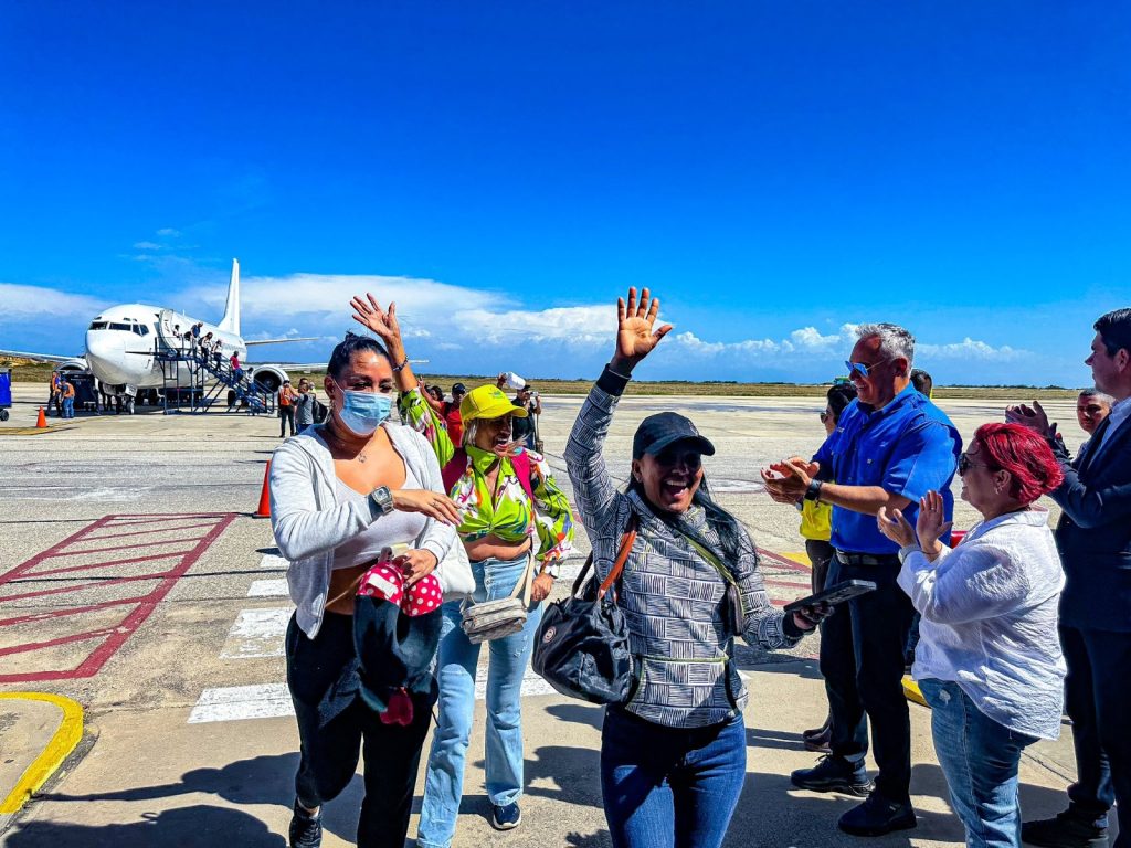 Llegan más de 140 turistas colombianos a la isla de Margarita