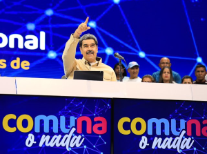 Maduro aprueba financiamiento para 2 mil proyectos comunales