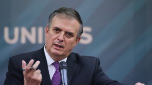 Canciller mexicano renuncia para buscar nominación presidencial del partido Morena