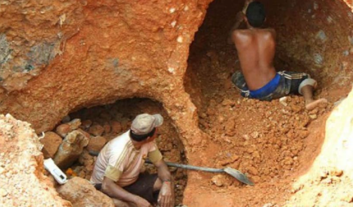 Se reanudaron labores de rescate en mina de oro en El Callao