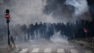 Policía francesa envió 45 mil efectivos contra manifestantes