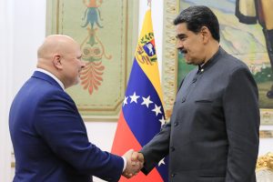 Presidente Maduro recibió en Miraflores al Fiscal de la CPI