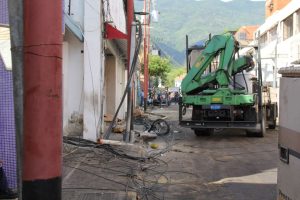 Recuperan paulatinamente servicio eléctrico en La Guaira