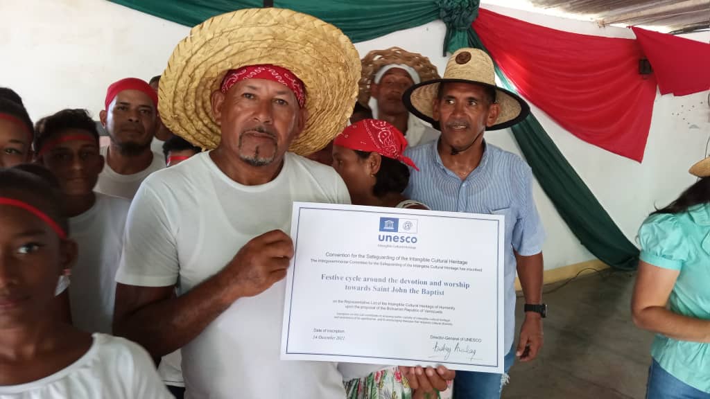 Sanjuaneros recibieron réplica del certificado de la Unesco