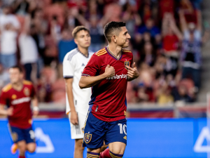 Savarino reventó las redes de LA Galaxy