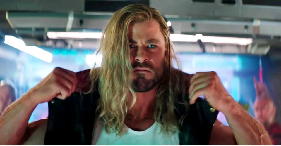 Chris Hemsworth califica de "súper deprimentes" las críticas de Scorsese y Tarantino a Marvel