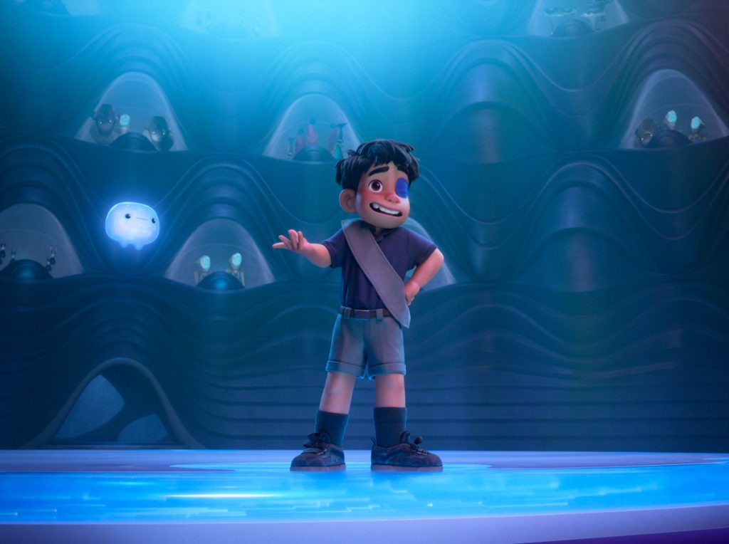 Un niño con un parche en el ojo protagoniza "Elio" de Disney Pixar