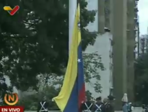 Izada bandera en el Panteón Nacional en conmemoración a los 202 años de la Batalla de Carabobo y Día del Ejército venezolano