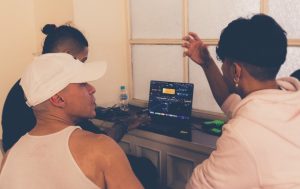 Justin Braham suma un éxito a su carrera al repetir como director de un nuevo videoclip de Vico C