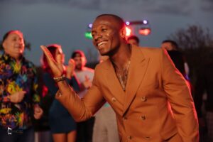 Banto Dos Santo busca conquistar a los rumanos con su música ????????✨