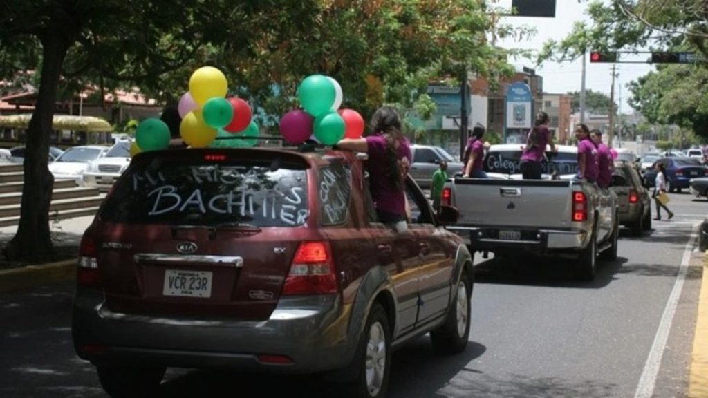 Ceballos reitera prohibición de caravanas vehiculares estudiantiles
