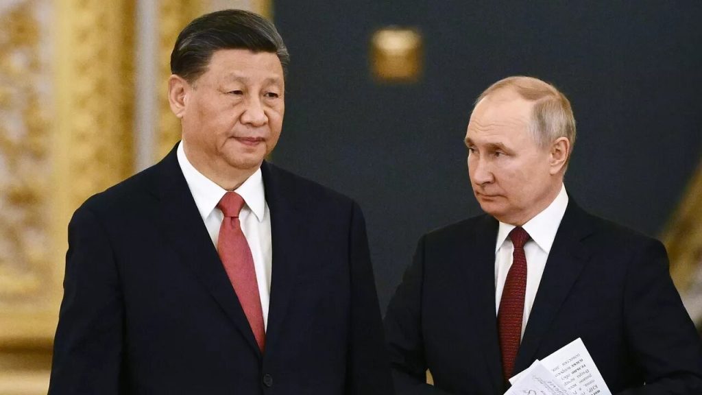 China y Rusia fortalecen cooperación militar para contribuir a la paz