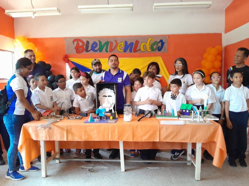 Cojedeños demostraron creatividad en Encuentro Estudiantil de Robótica