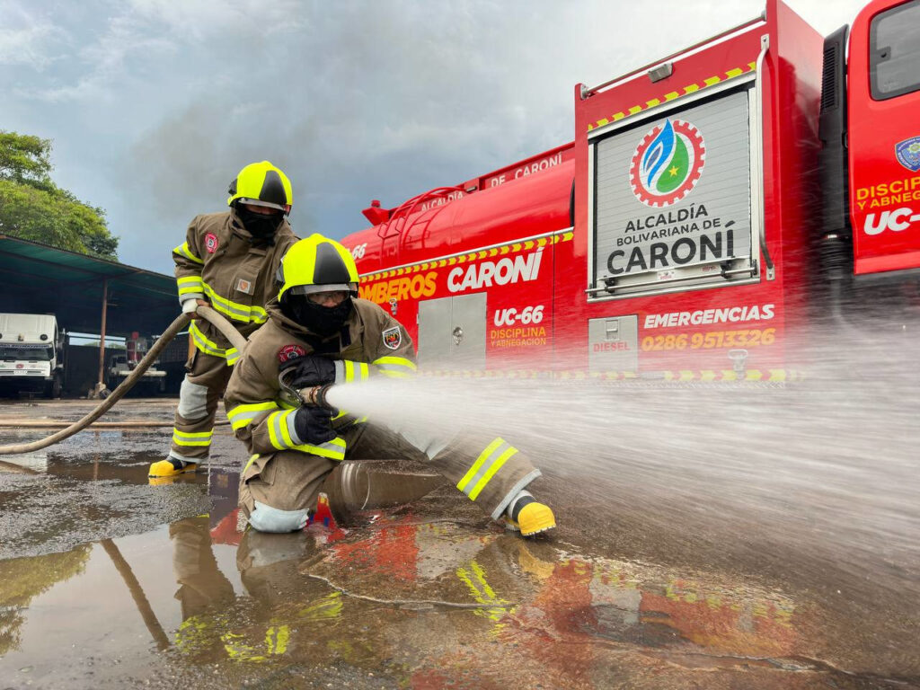 Dotan cuerpos de bomberos en Ciudad Guayana