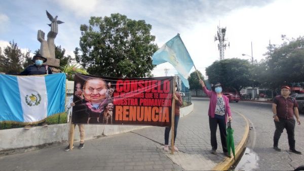 Guatemaltecos rechazan injerencia judicial en el proceso electoral
