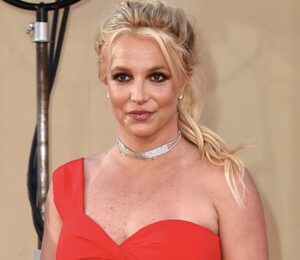 Britney Spears anunció su nuevo libro “La mujer en mí” ????????