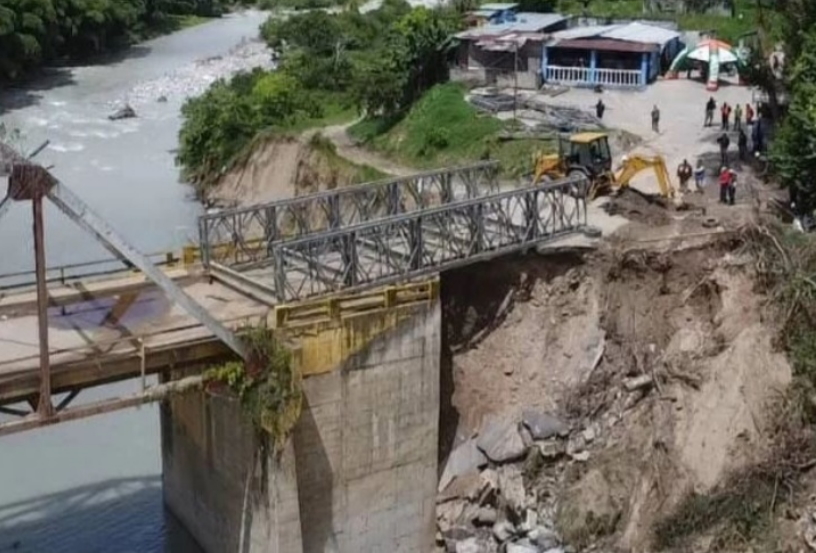 Instalan puente metálico en La Cavita de Boconó
