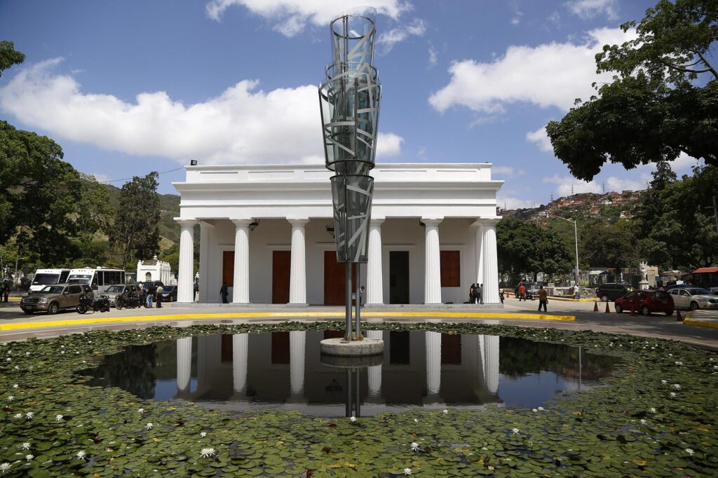 Instan a levantar las banderas de Jorge Rodríguez padre frente al fascismo