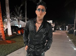 Juan Miguel recibió certificaciones de los Grammy Awards