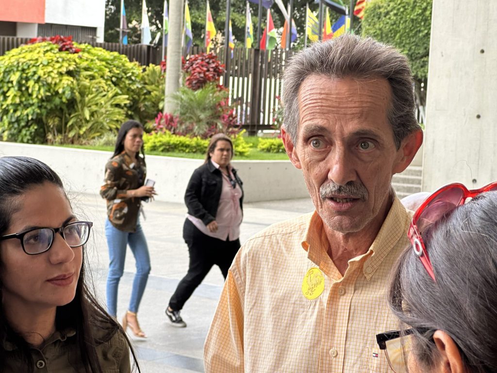 Militantes del PCV piden al TSJ designar junta para reestructurar al partido