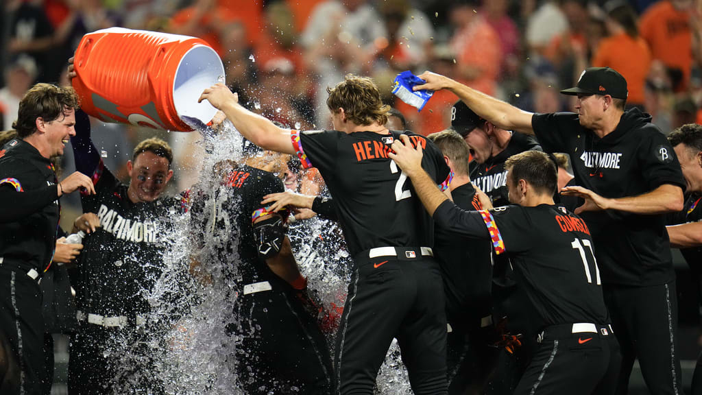 Orioles de Baltimore dejan a Yankees en el terreno con jonrón de Santander