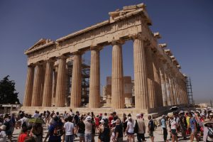 Por calor extremo cierran este viernes la Acrópolis de Atenas