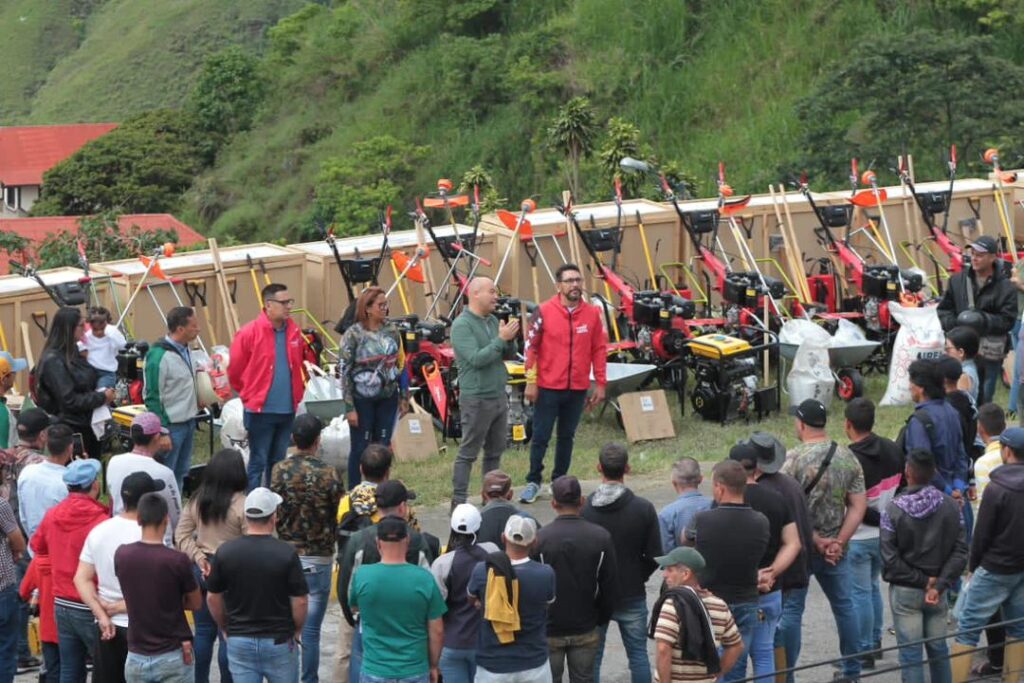 Productores agrícolas de Miranda recibieron financiamiento