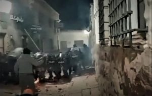 Represión en Jujuy por manifestaciones contra reforma constitucional