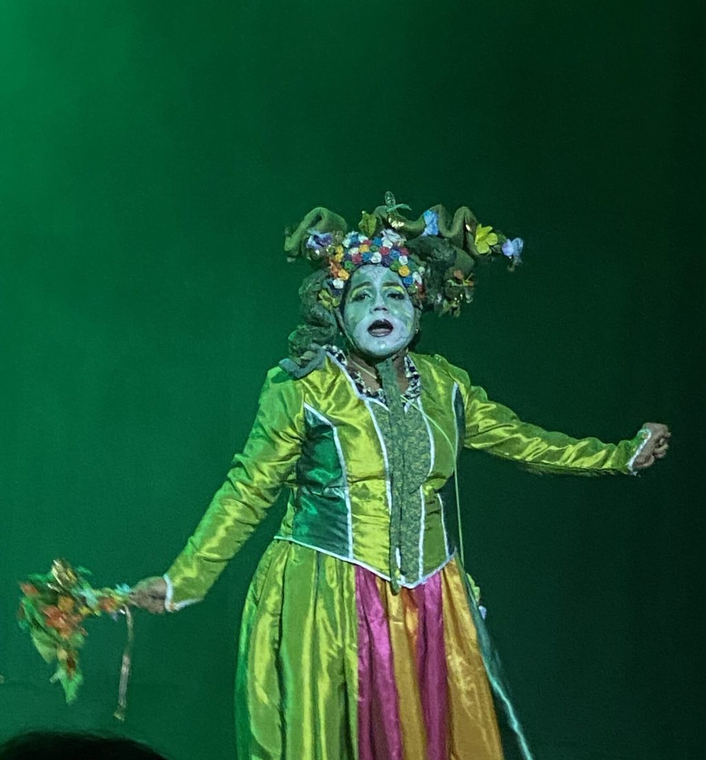 Unos Hechizos de brujas llegan a las tablas