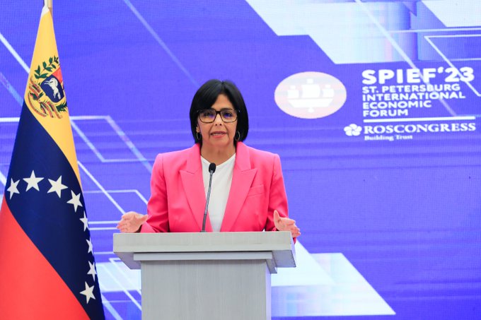 Vicepresidenta rechaza injerencia de EEUU en proceso electoral venezolano