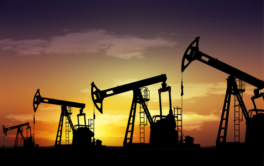 Precio del petróleo gana fuerza cuando BP suspende sus envíos por el Mar Rojo