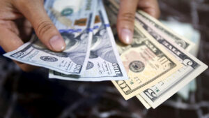 Cayeron 1,5% las remuneraciones reales en Venezuela en el segundo trimestre de 2023