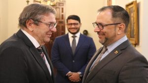 Nuevo embajador chileno en Caracas Jaime Gazmuri presentó cartas credenciales ante cancillería