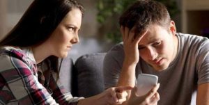 Lo que hizo una joven cuando descubrió infidelidad de su novio con un hombre