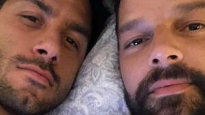 Daily Mail asegura que Ricky Martin y su exesposo tenían una relación sexualmente abierta